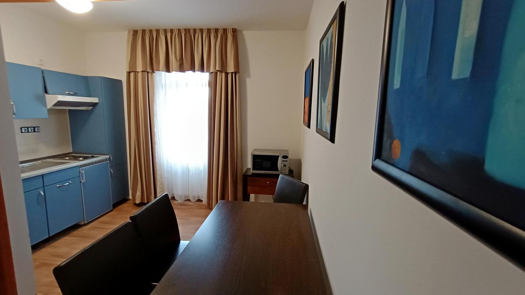 Apartments Gato Karlovy Vary Dalovice Экстерьер фото